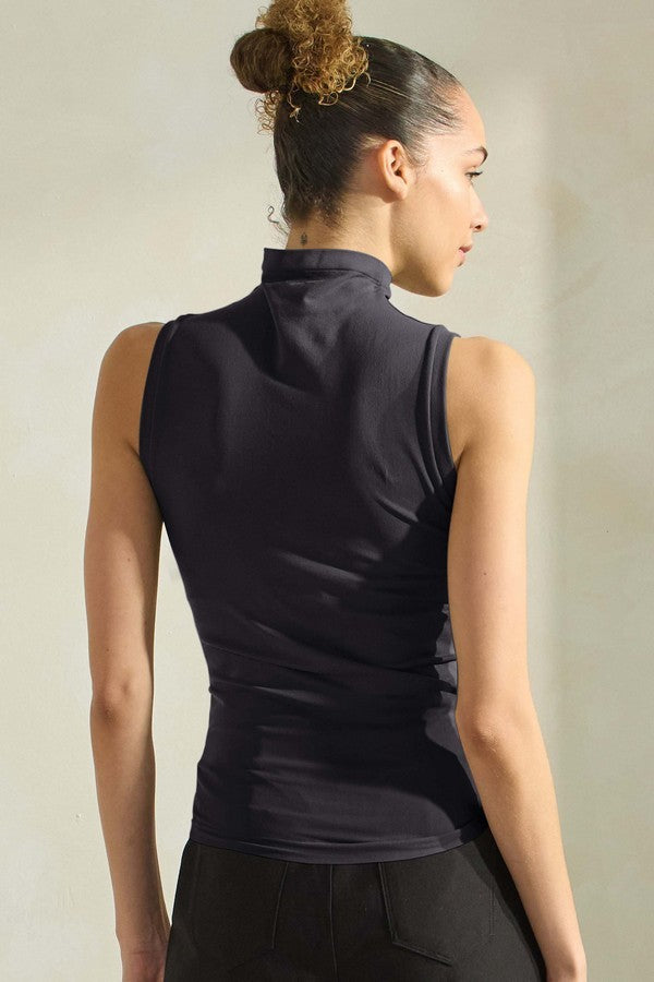 Front view of dark Women's Mock Neck Seamless Sleeveless Tank