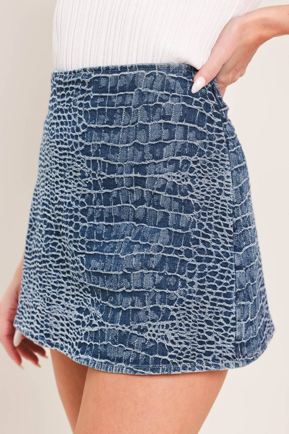 Croc Texture Denim Skort with Side Zipper - Side View on Model