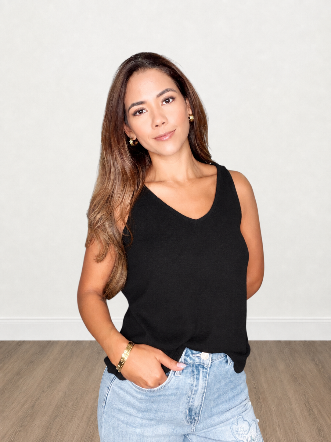 The Lovelee V Neck Slub Hacci Cami Top