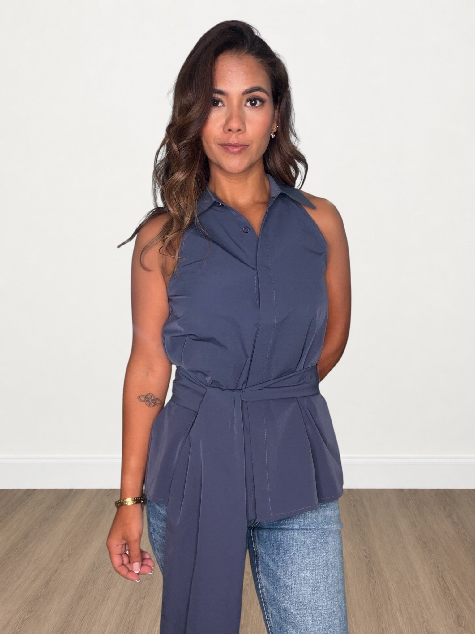Sleeveless Collared Waist Tie Halter Top