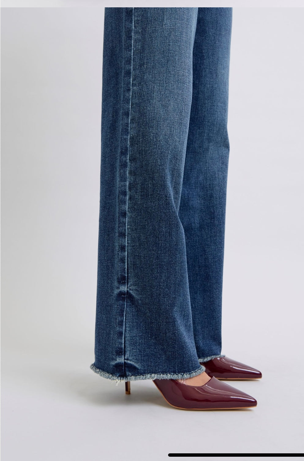 Judy Blue Mid Rise Wide Jeans