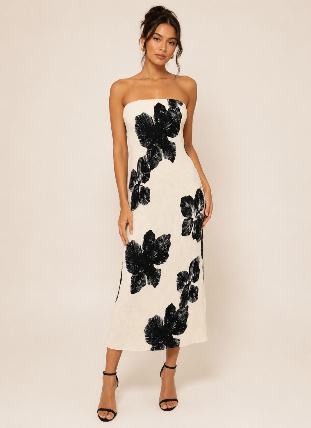 Elegant Floral Strapless Maxi Dress