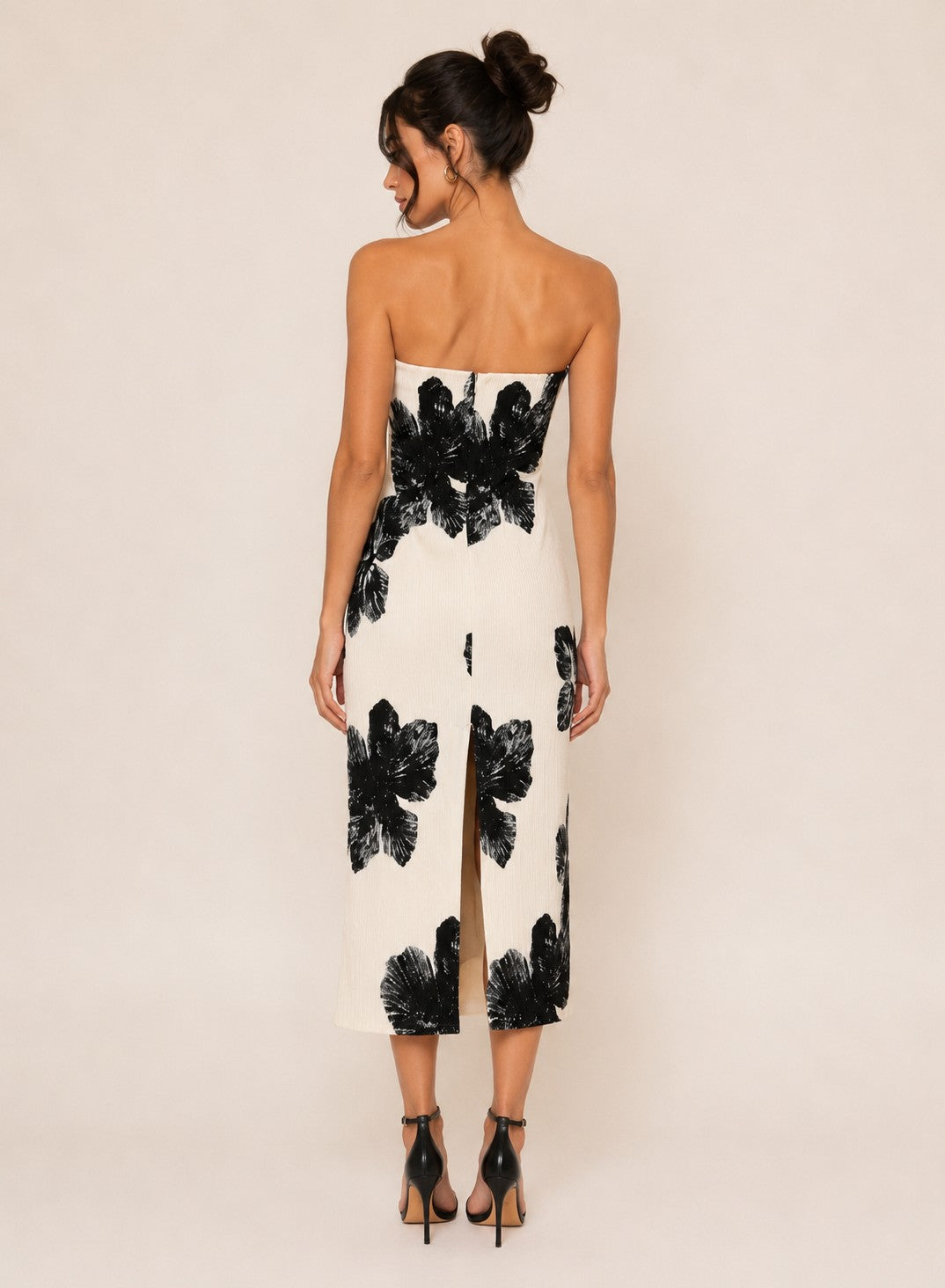 Elegant Floral Strapless Maxi Dress