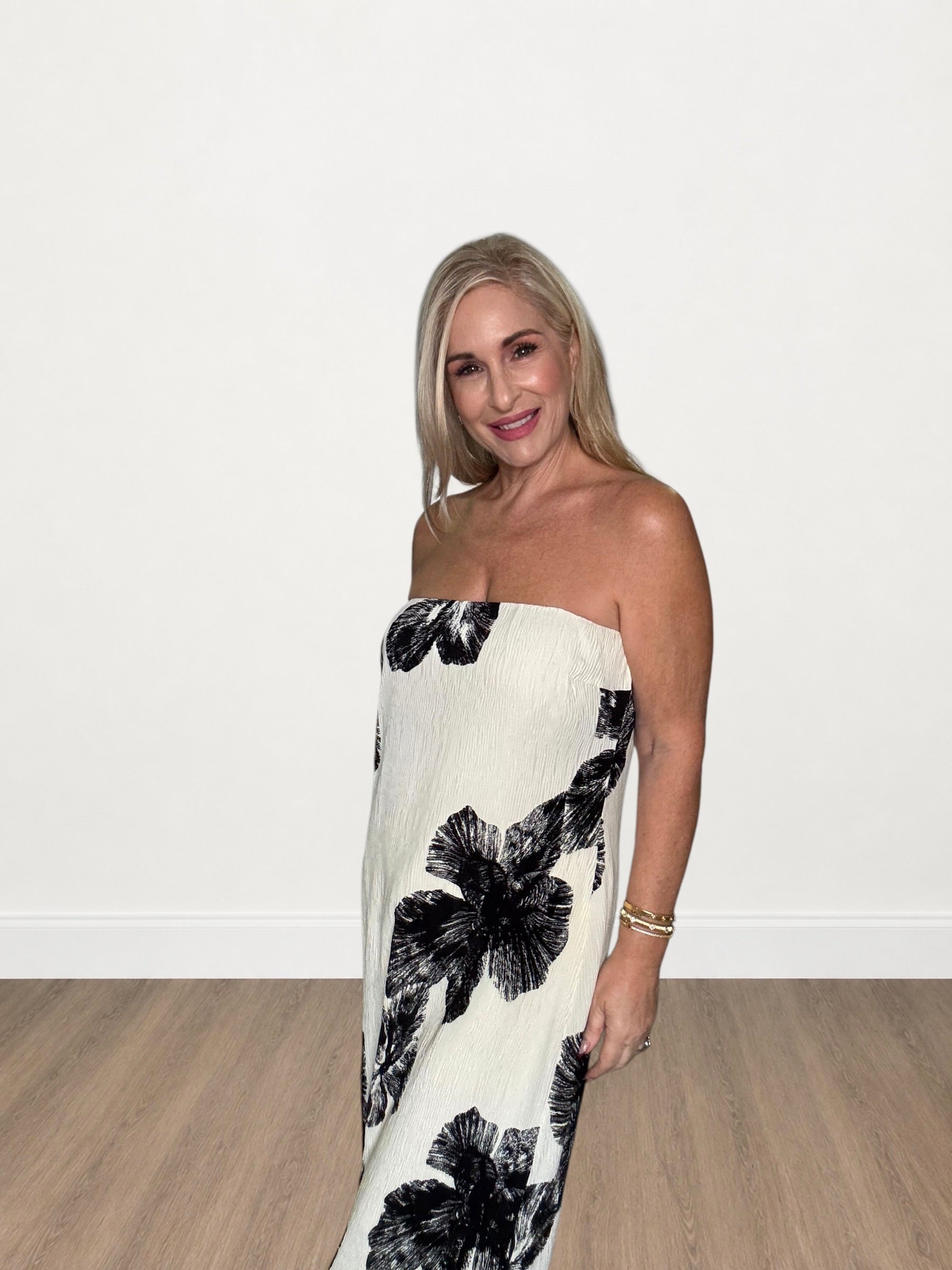 Elegant Floral Strapless Maxi Dress