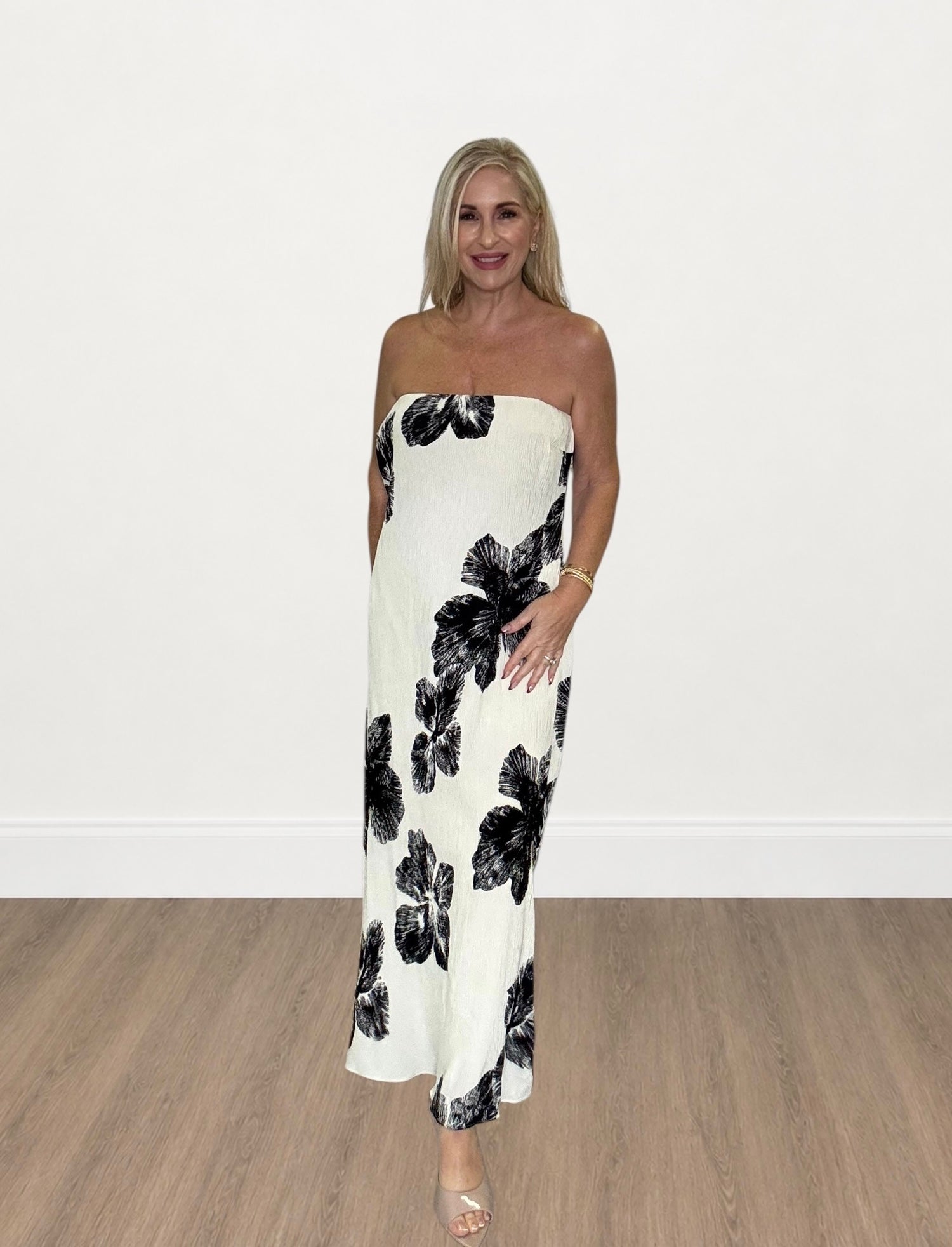Elegant Floral Strapless Maxi Dress