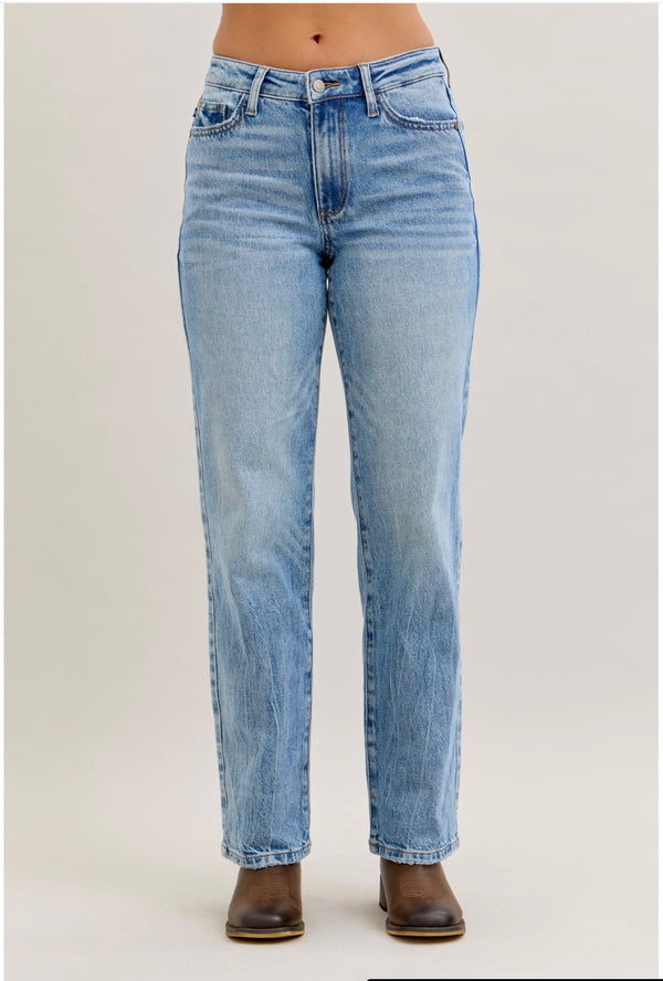 Judy Blue Mid Rise Rigid Magic Straight Jeans
