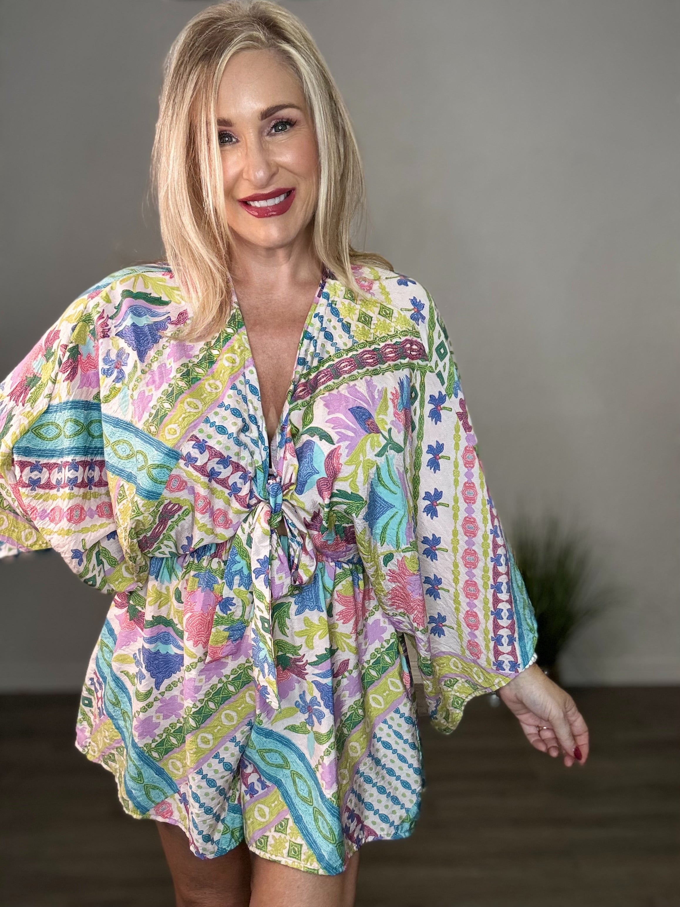 Batwing Sleeved Tie Front Detail Romper