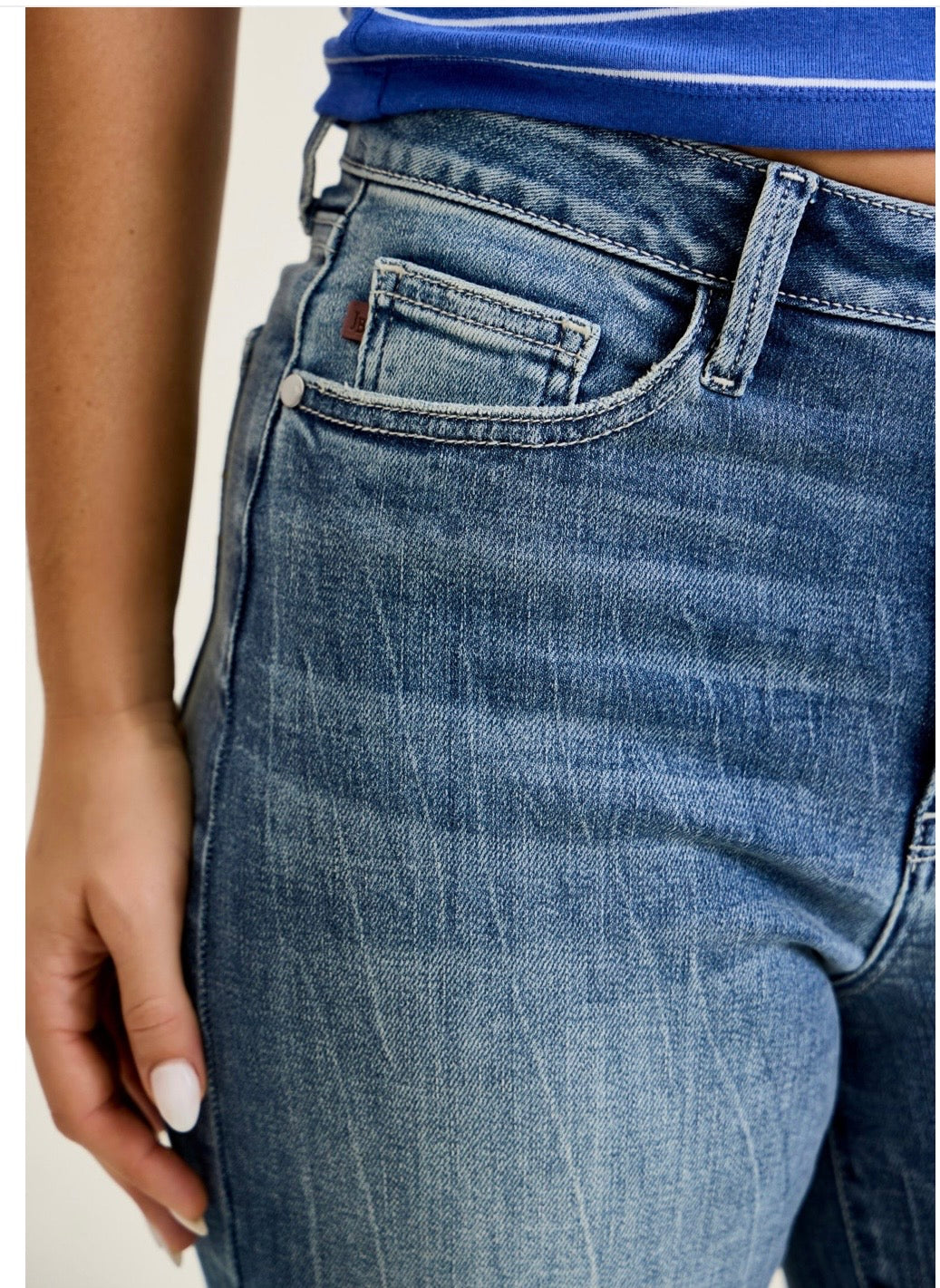 Judy Blue Mid Rise Straight Jeans