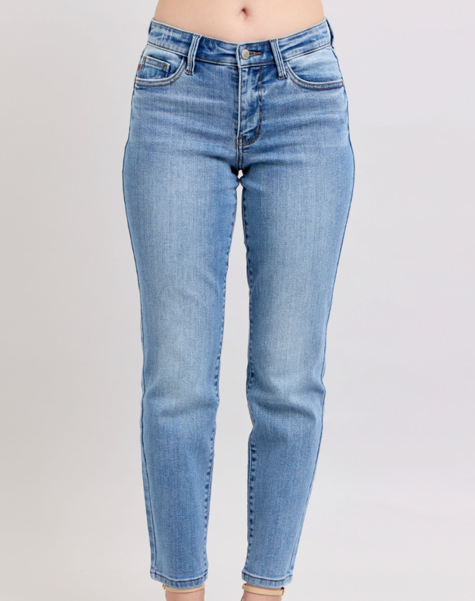Judy Blue MR Vintage Wash Slim Fit Jeans