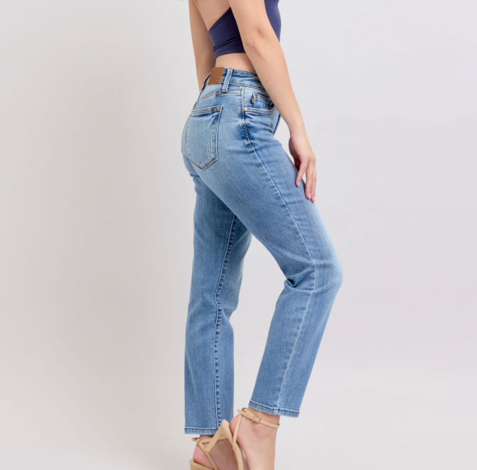 Judy Blue MR Vintage Wash Slim Fit Jeans